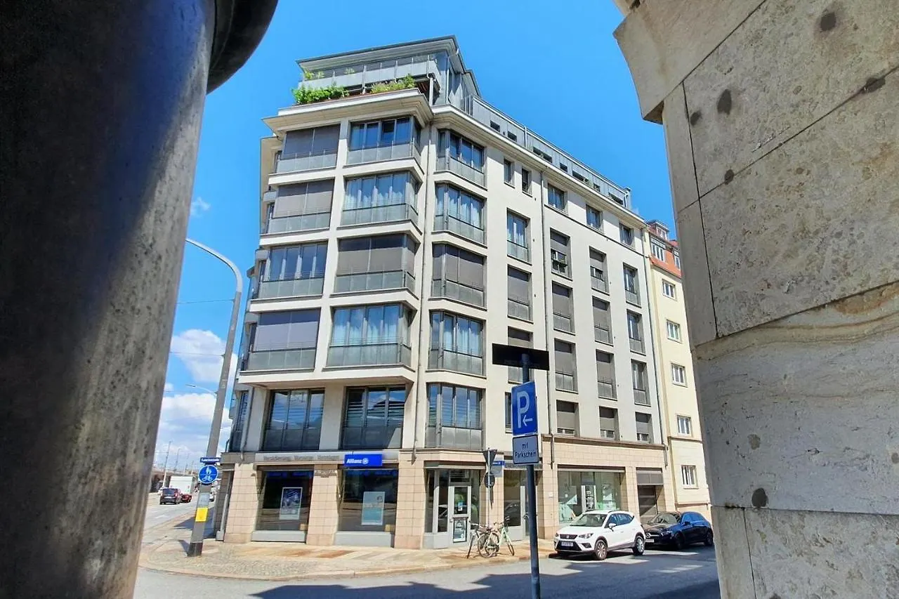 Laurin Apartment L62 Dresden Almanya